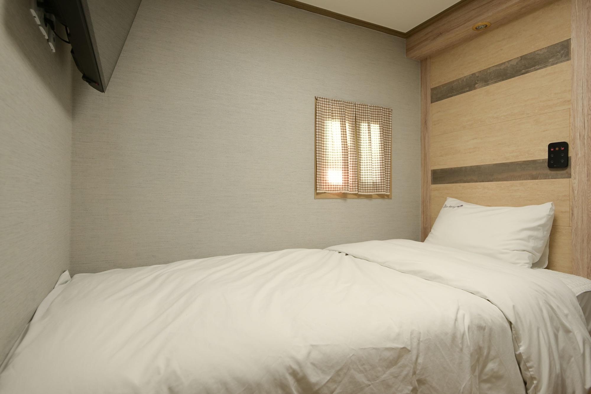 Daeyoung Myeongdong Hotel
