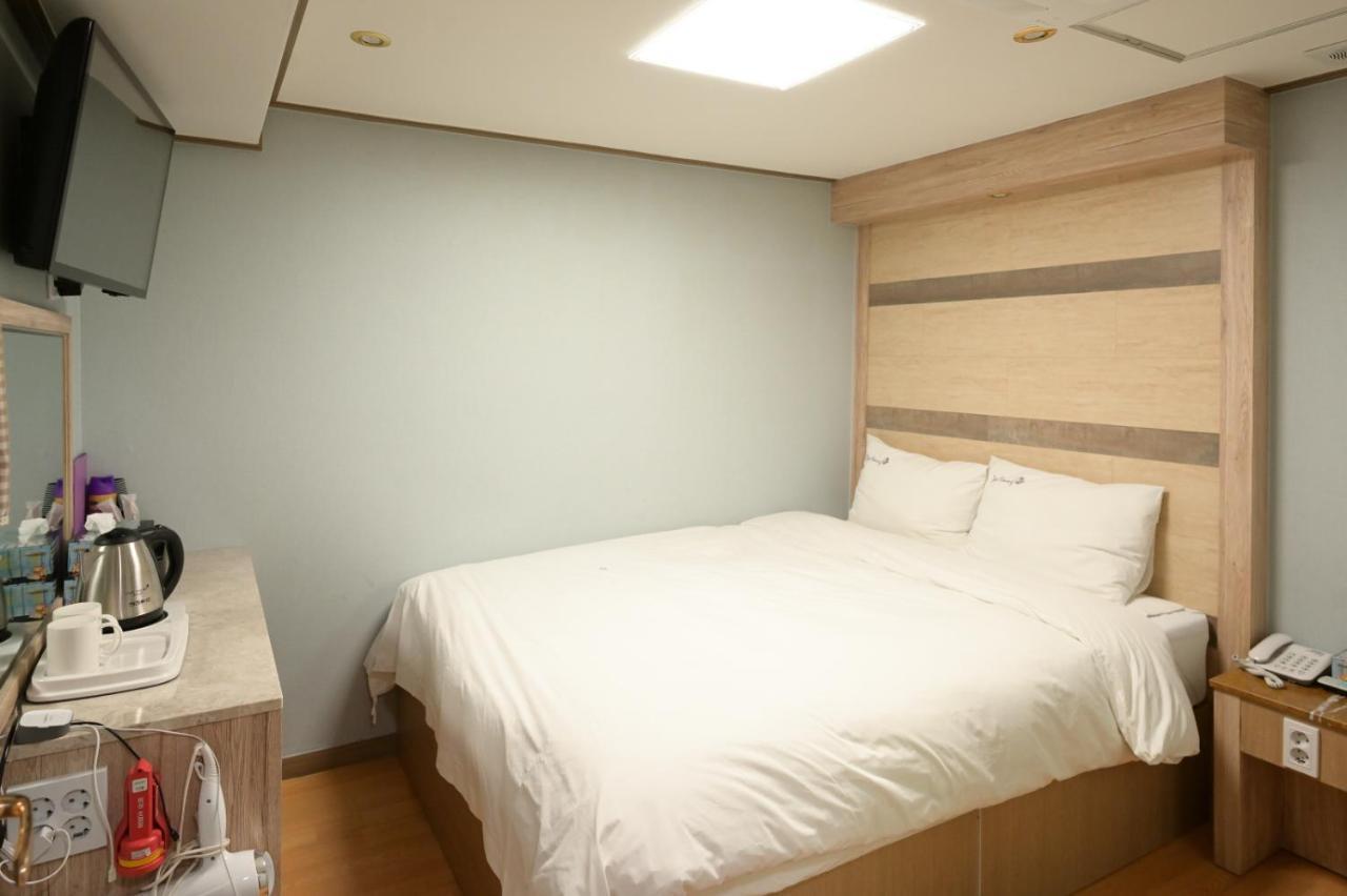 Daeyoung Myeongdong Hotel