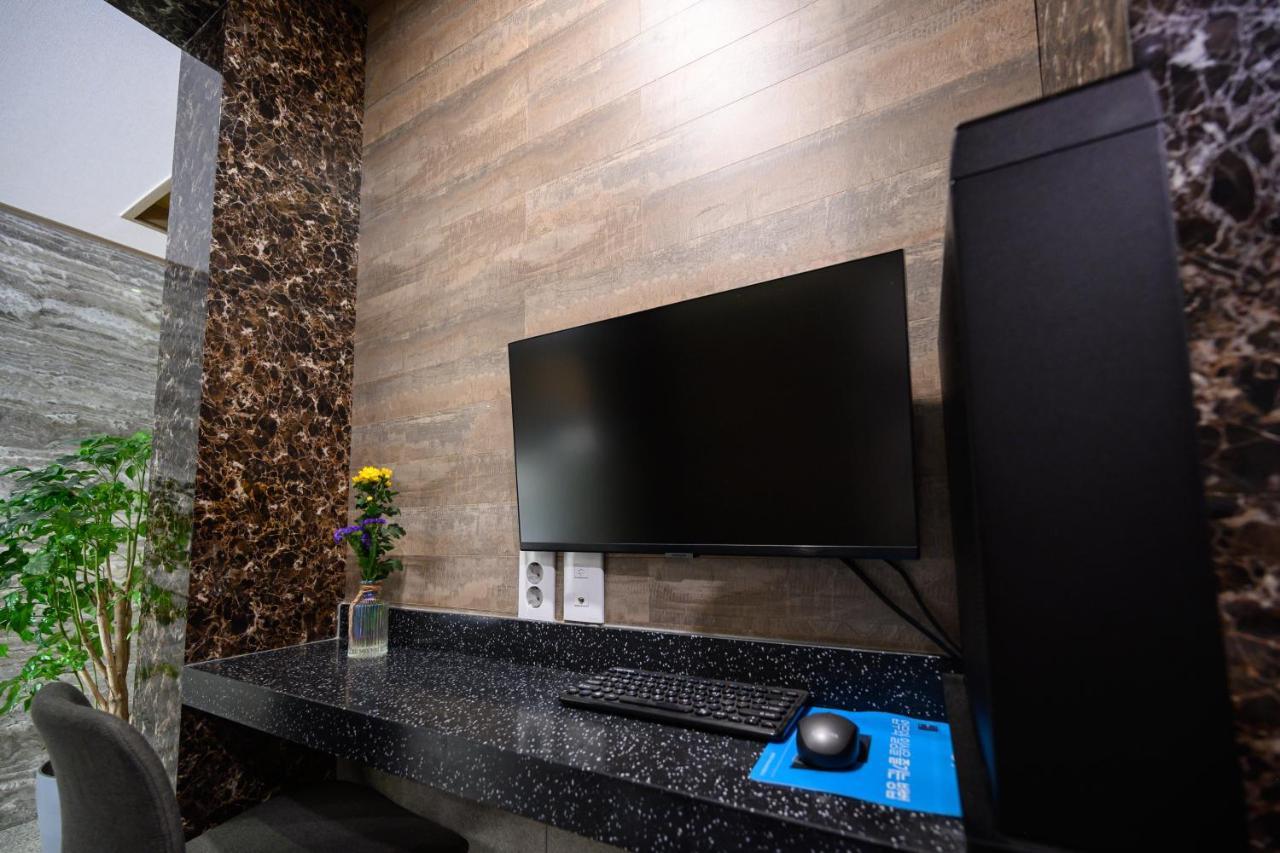 Daeyoung Myeongdong Hotel 3*