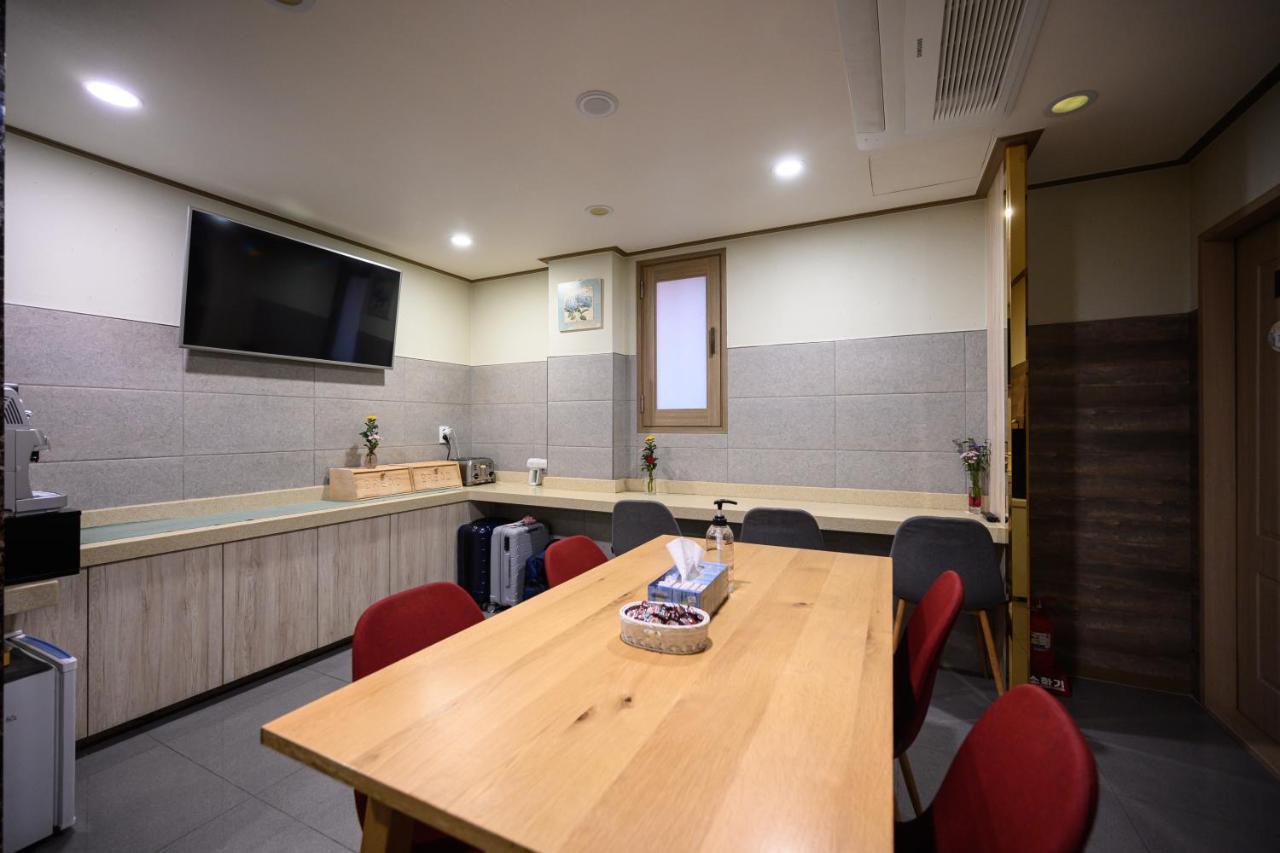 Daeyoung Myeongdong Hotel