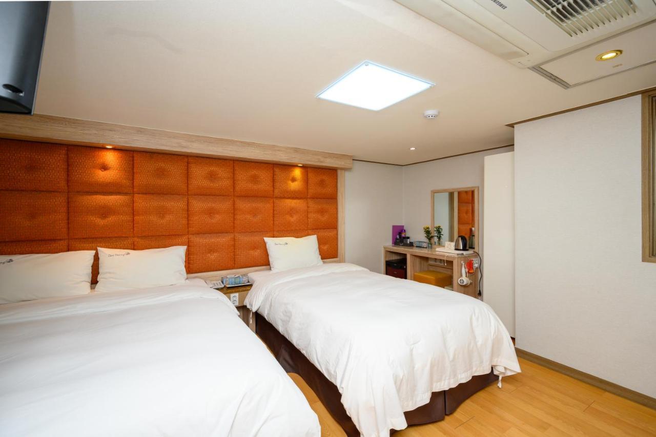 Daeyoung Myeongdong Hotel