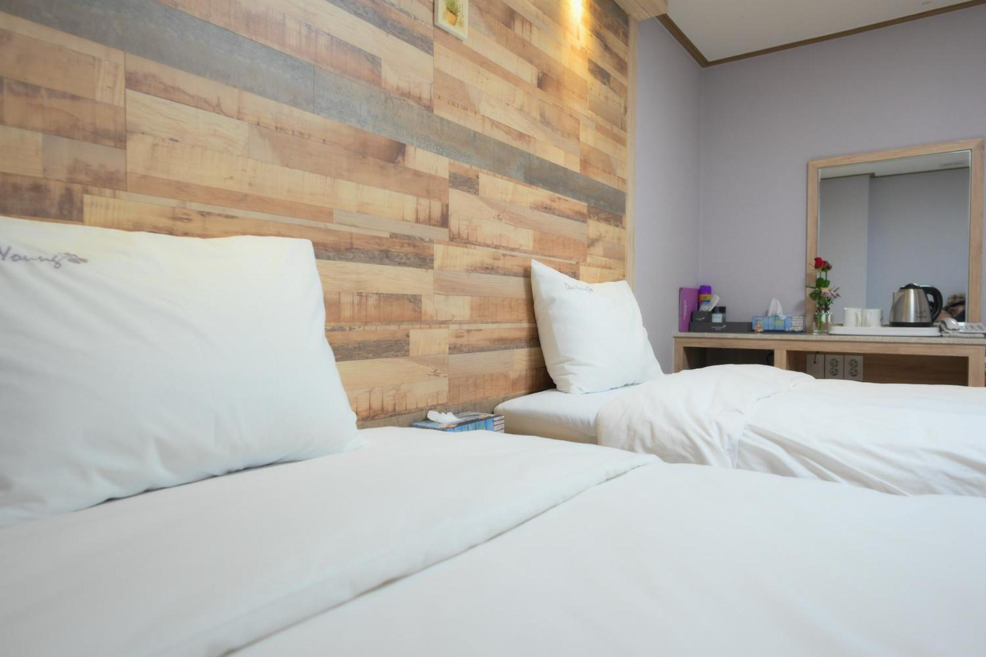 Daeyoung Myeongdong Hotel